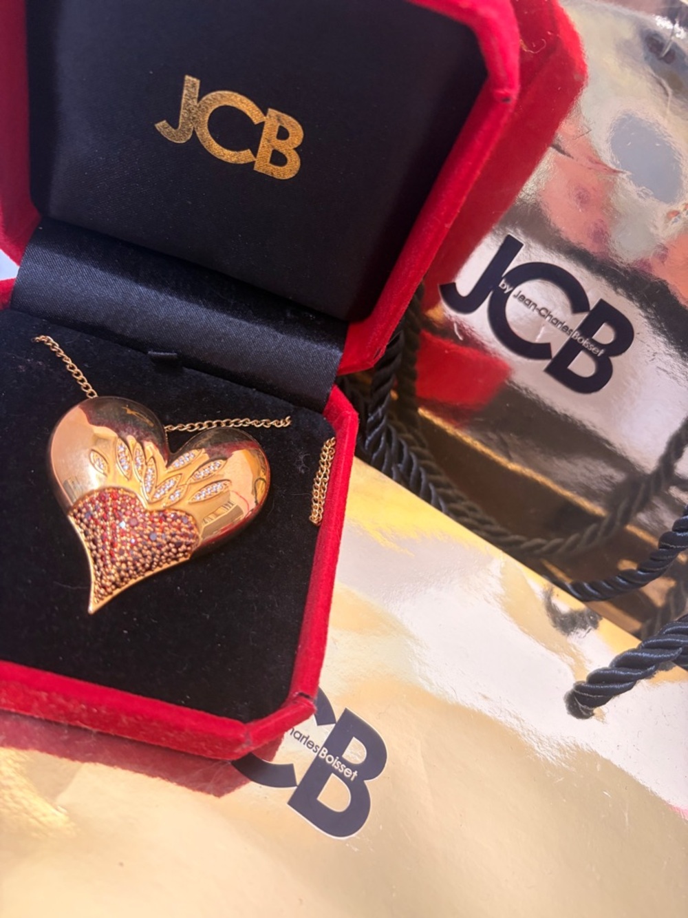 JCB ‘Forbidden Shape’ brooch or necklace
